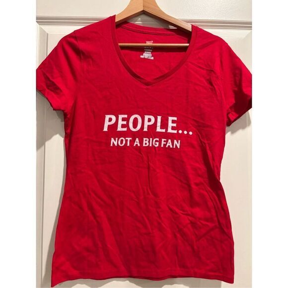 People... Not a Big Fan V-neck Women's T-shirt size X-Small - Picture 1 of 2